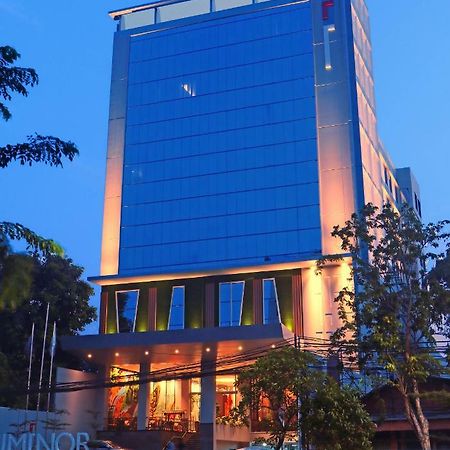 Luminor Hotel Jakarta Kota By Wh Екстер'єр фото