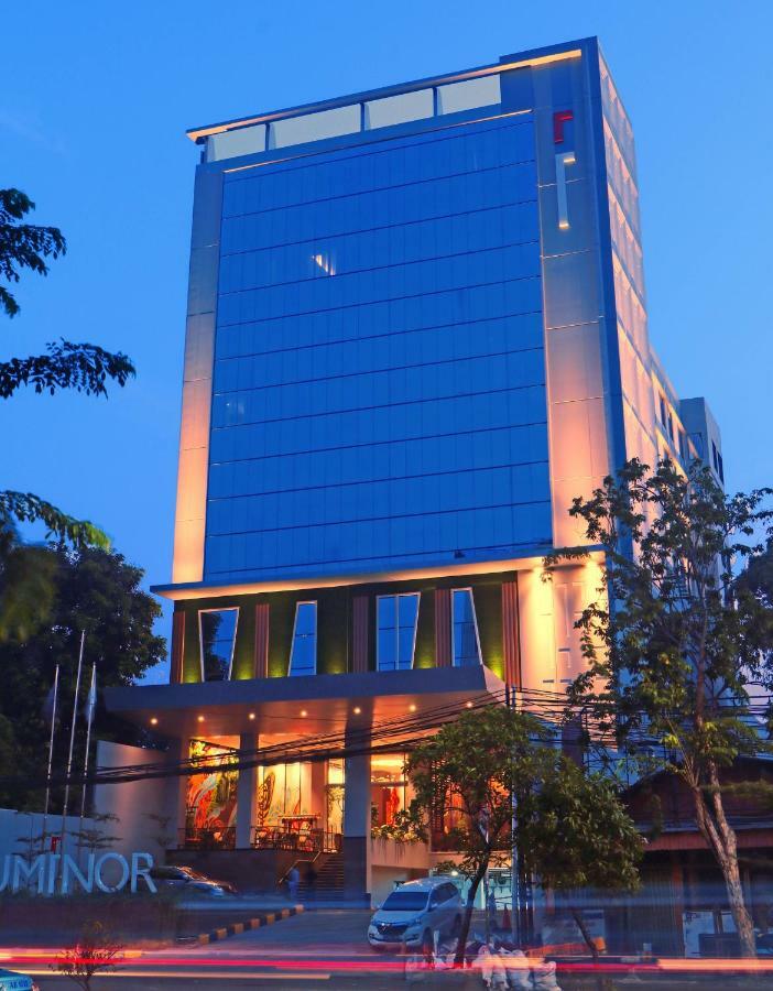 Luminor Hotel Jakarta Kota By Wh Екстер'єр фото