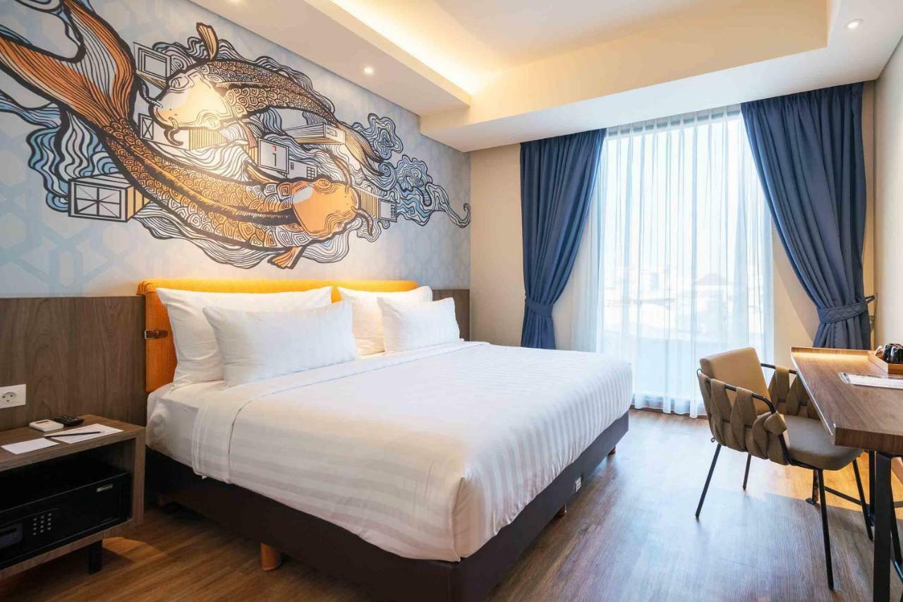 Luminor Hotel Jakarta Kota By Wh Екстер'єр фото