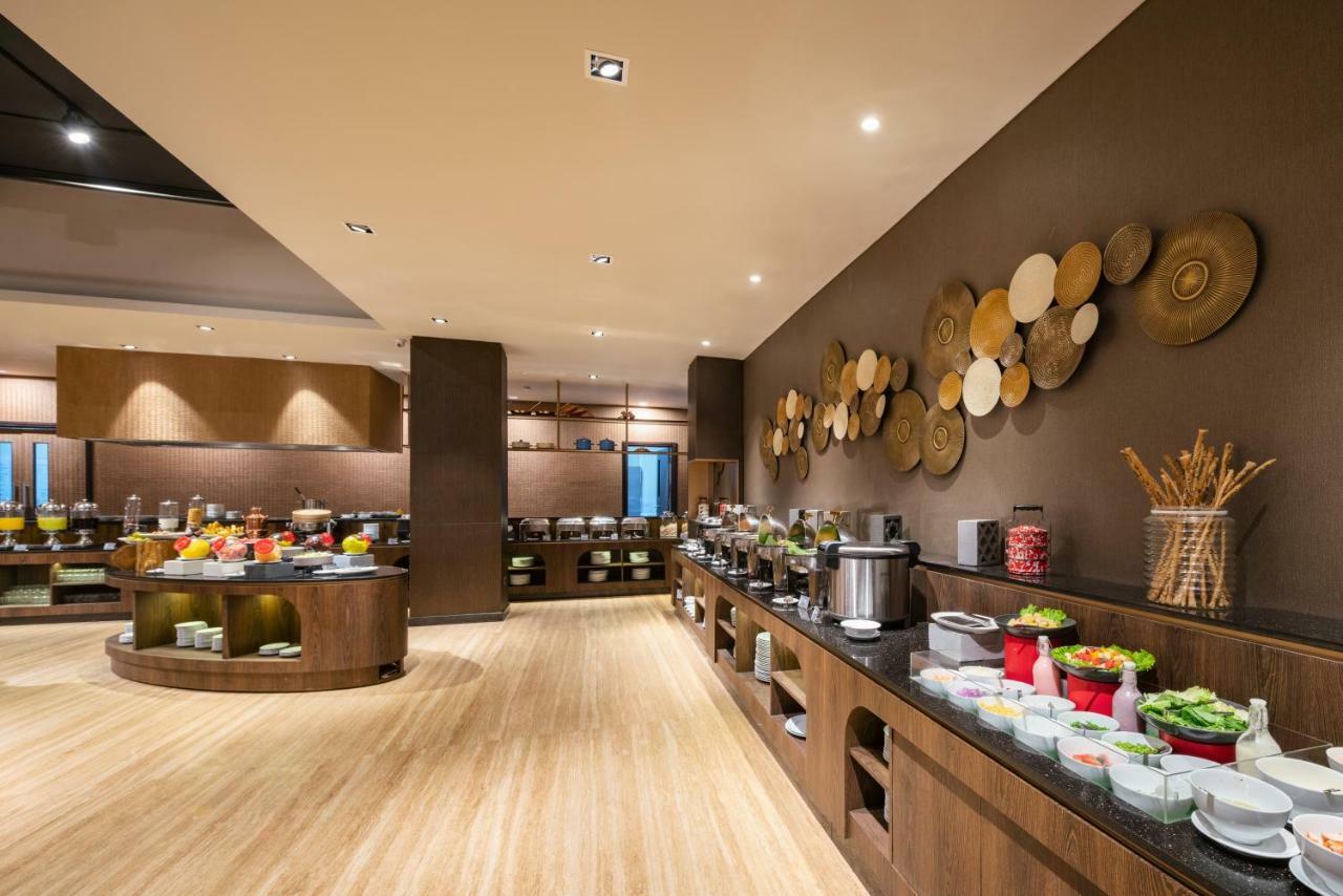 Luminor Hotel Jakarta Kota By Wh Екстер'єр фото