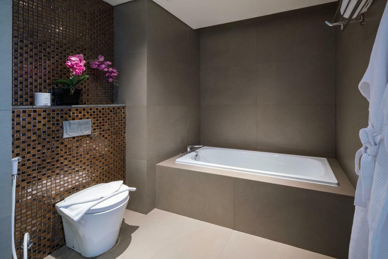 Luminor Hotel Jakarta Kota By Wh Екстер'єр фото